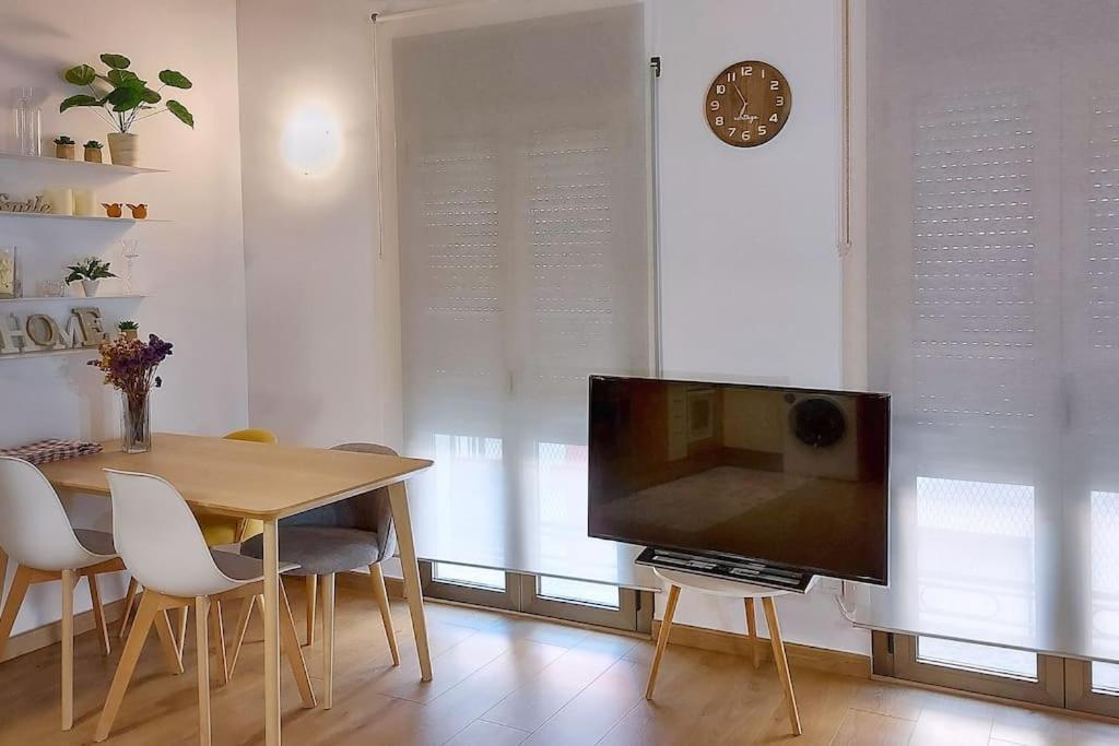 Precioso Apartamento Duplex En El Centro De Olot Apartment Екстериор снимка